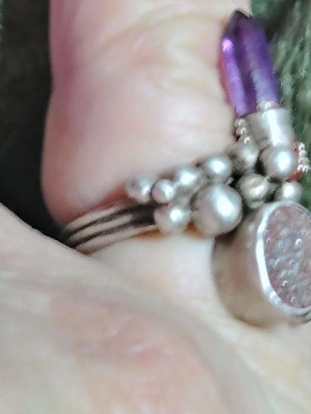HANDCRAFTED STERLING RING. SZ-11/AMETHYST POINT. SIZE 11